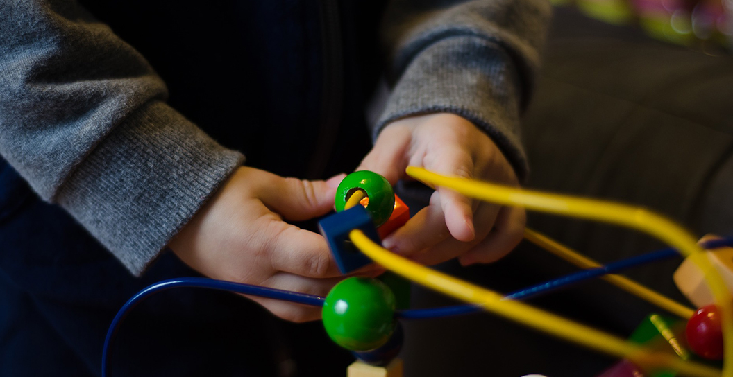 Como escolher o brinquedo ideal para cada faixa etária?